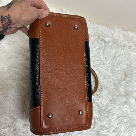 Unbranded Leather Satchel (Doctor bag style) Dark Blue and Tan - Picture 3 of 9